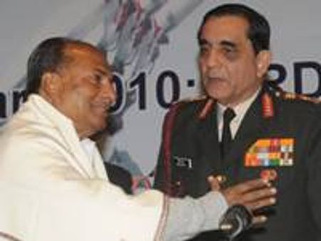 ക്രമക്കേട്- ആര്‍മി ചീഫ് നടപടിയെടുക്കും: ആന്റണി