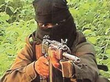 മാവോവാദികള്‍ എകെ 47 നിര്‍മ്മിക്കുന്നു