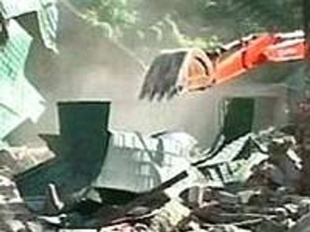 മൂന്നാറില്‍ കെട്ടിടങ്ങള്‍ പൊളിക്കില്ല കണ്ടുകെട്ടും