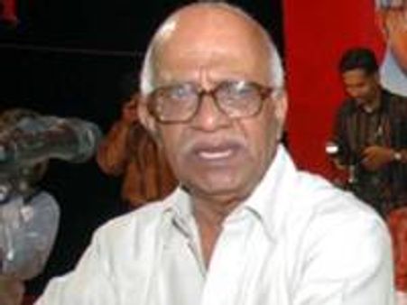 ടാറ്റ വീടു നല്‍കിയ കാര്യം അറിയില്ല: വെളിയം