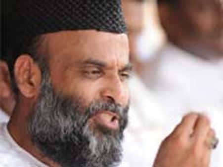 മദനിയെ ആശുപത്രിയില്‍ പ്രവേശിപ്പിച്ചു