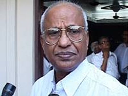 'അഹമ്മദും മമതയും മിണ്ടാറില്ല'