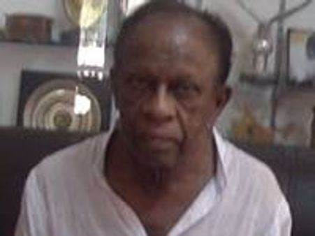 അഴീക്കോടിനെതിരെ അമ്മയും സിപിഎമ്മും