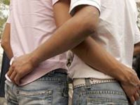 സ്വവര്‍ഗാനുരാഗികളെ പുറത്താക്കും: പള്ളി