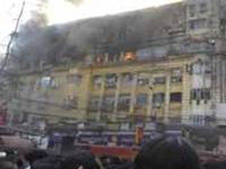 കൊല്‍ക്കത്ത തീപിടുത്തം: മരണം 24ആയി
