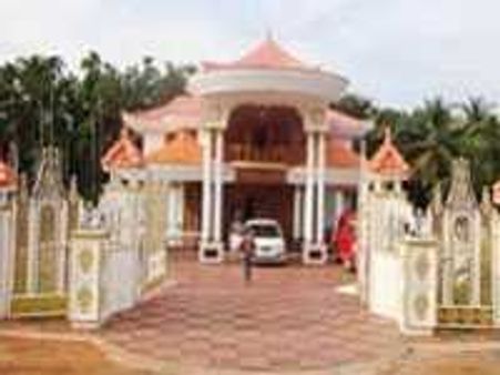 പിണറായിയുടെ വീടിന്റെ വ്യാജചിത്രം: പ്രതി പിടിയില്‍