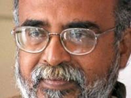 എംഎല്‍എമാര്‍ക്ക് മന്ത്രിയുടെ വക ഫോണ്‍ സമ്മാനം