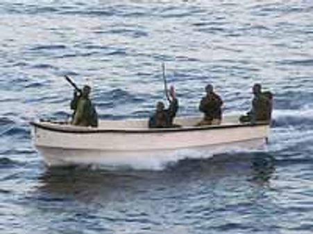 120 ഇന്ത്യക്കാരെ കടല്‍ക്കൊള്ളക്കാര്‍ ബന്ദികളാക്കി