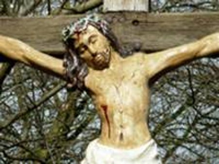 ക്രൈസ്തവര്‍ ദുഖവെള്ളി ആചരിക്കുന്നു