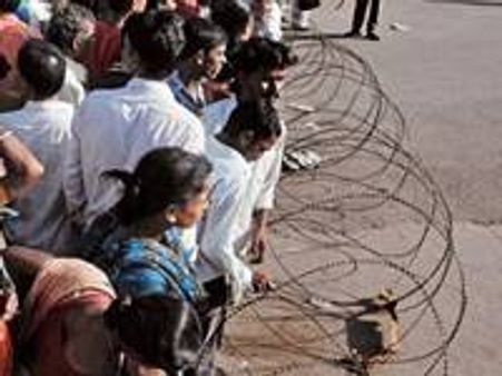 ഉത്തരവാദികള്‍ ആരാണ് ?