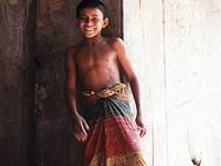 ഷാര്‍ജയില്‍ ലുങ്കിയുടുത്താല്‍ കുടുങ്ങും