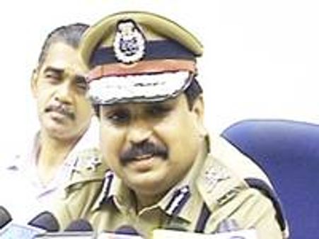 തച്ചങ്കരിയുടെ വിദേശയാത്ര അന്വേഷിക്കണമെന്ന് വിഎസ്