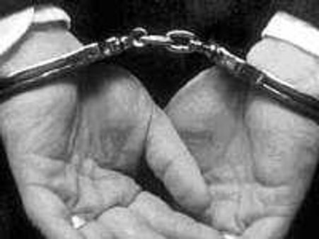 സംവിധായകന് മര്‍ദ്ദനം മാക്ട അംഗം അറസ്റ്റില്‍