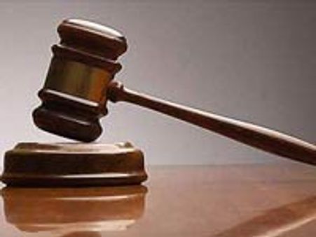 സാരിയുടെ പേരില്‍ വിവാഹമോചനം നല്‍കില്ല: കോടതി