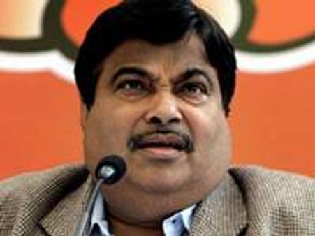 നായ പരാമര്‍ശം; ഗഡ്കരി മാപ്പു പറഞ്ഞു