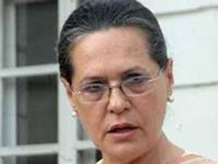 പത്മനാഭസ്വാമി ക്ഷേത്രം: സോണിയ ഇടപെട്ടു