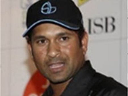 ആത്മകഥയില്‍ സച്ചിന്റെ കയ്യൊപ്പ് രക്തം കൊണ്ട്