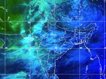 മുംബൈയില്‍ കനത്ത മഴ, ഗതാഗത തടസം