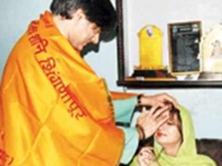 മൗനം സമ്മതം; സുനന്ദ തരൂരിന്റെ ഭാവിവധു