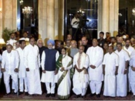 കേന്ദ്രമന്ത്രിമാരുടെ സ്വത്ത് വിവരം വെളിപ്പെടുത്തി