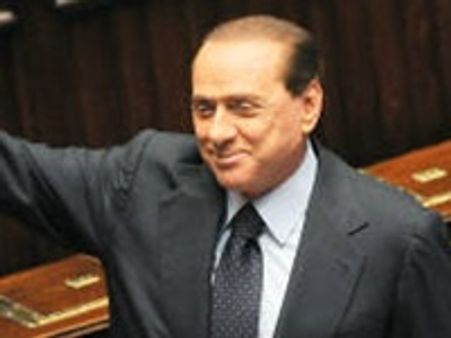 സ്ത്രീകള്‍ സമ്പന്നരെ സ്വന്തമാക്കണം: ബര്‍ലസ്‌കോണി