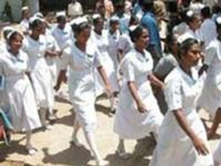 അവഗണനയുമായി ഗള്‍ഫ് നേഴ്സുമാര്‍