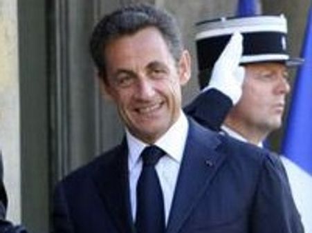 സര്‍ക്കോസിയുടെ വിലാസത്തില്‍ പാര്‍സല്‍ ബോംബ്