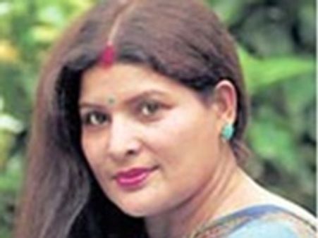 ശബരിമല കേസ്: ജയമാലയും ജോത്സ്യനും പ്രതികള്‍