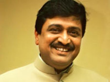 ഫ്ലാറ്റ് വിവാദം: ചവാനെ സിബിഐ ചോദ്യം ചെയ്യും