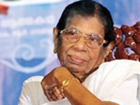 ഗൗരിയമ്മയെ അനുനയിപ്പിക്കാന്‍ ചുമതല തങ്കച്ചന്