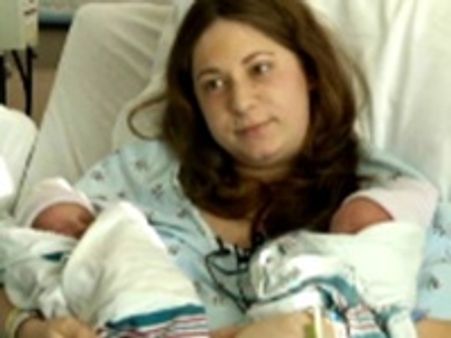 സമയത്തിന്റെകളി; ആഷ്‌ലിയുടെ ഇരട്ടകള്‍ വാര്‍ത്തയില്‍