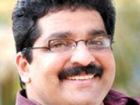 മുനീര്‍ രാജിക്കത്ത് നല്‍കി