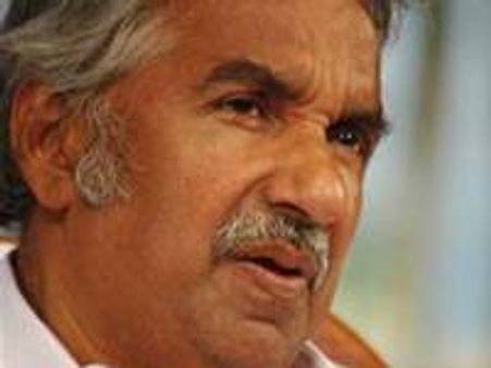 ഐസക് ജനത്തെ കബളിപ്പിച്ചു: ഉമ്മന്‍ചാണ്ടി