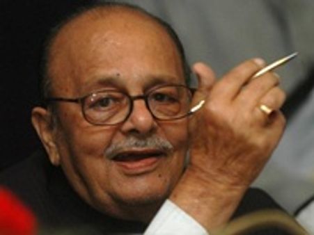 കോണ്‍ഗ്രസ് നേതാവ് അര്‍ജുന്‍ സിങ് അന്തരിച്ചു