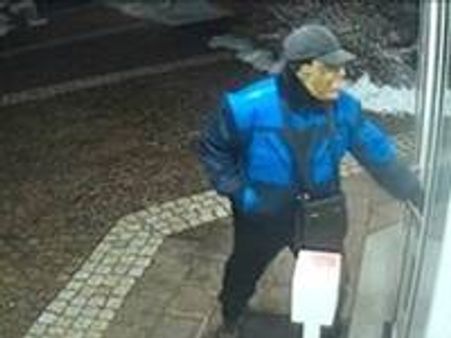 ഒബാമയുടെ മുഖം മൂടിയണിഞ്ഞ് ബാങ്ക് കൊള്ള