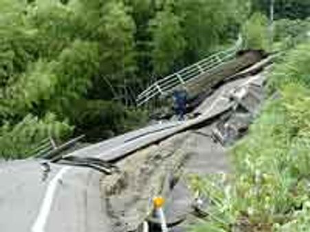 ജപ്പാനില്‍ വീണ്ടും ശക്തിയേറിയ ഭൂചലനം