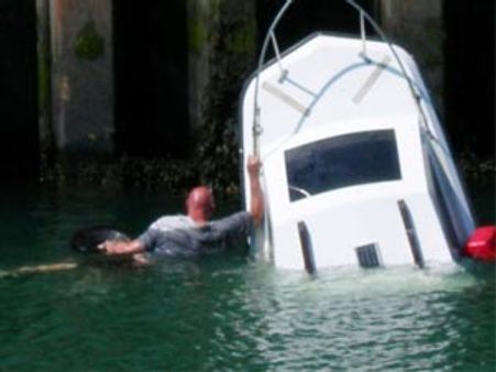 ടൈറ്റാനിക് 2 കന്നിയാത്രയില്‍ മുങ്ങി