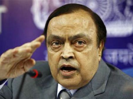 മുരളി ദേവ്‌റ രാജിവെച്ചതായി റിപ്പോര്‍ട്ടുകള്‍