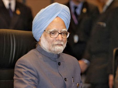 മന്‍മോഹന്‍ മുംബൈ സന്ദര്‍ശിക്കുന്നു