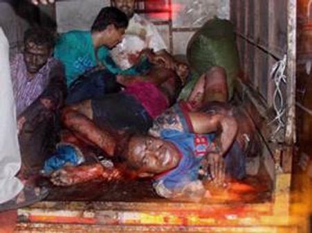 ചോരയും ബോംബും; വീര്യം കെടാതെ മുംബൈ