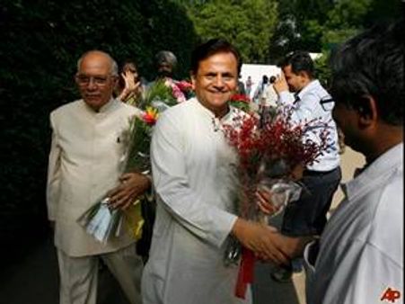 വോട്ടിന് കോഴ: പട്ടേലിനും പങ്ക്?