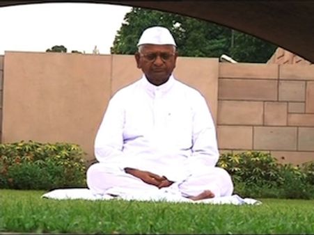 സൈബര്‍ലോകത്ത് ഹസാരെ ഫാന്‍സ് പെരുകുന്നു