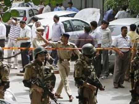 സ്‌ഫോടനം: ഇമെയില്‍ അയച്ചയാള്‍ പിടിയില്‍