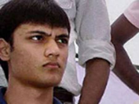 അസ്‍ഹറുദ്ദീന്റെ മകന്‍ അയാസുദ്ദീന്‍ മരിച്ചു