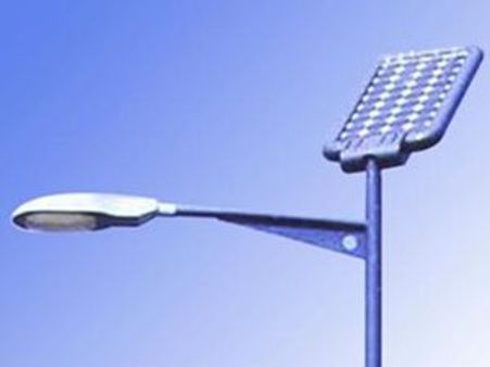 ദുബൈ പാര്‍ക്കുകളില്‍ ഇനി സോളാര്‍ ലൈറ്റുകള്‍