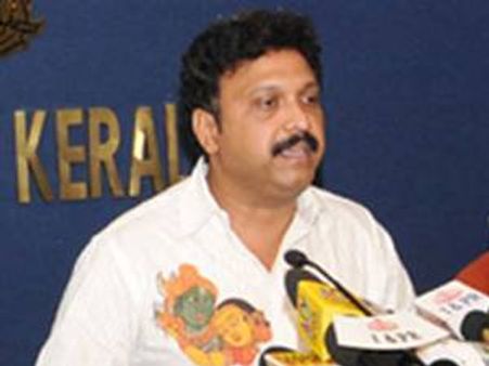 തിയേറ്ററിലെ തഴുകലുകാരെ കുടുക്കാന്‍ എസ്എംഎസ് കെണി