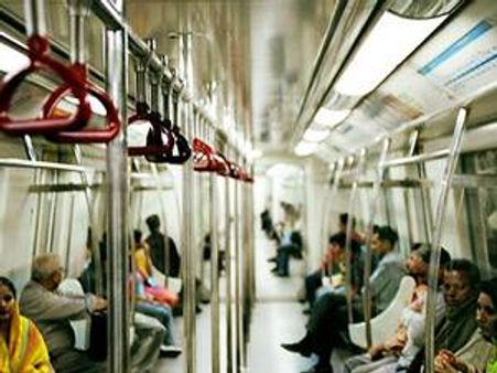 ദില്ലിമെട്രോയില്‍ പുരുഷന്മാര്‍ക്ക് നഷ്ടം 11ലക്ഷം