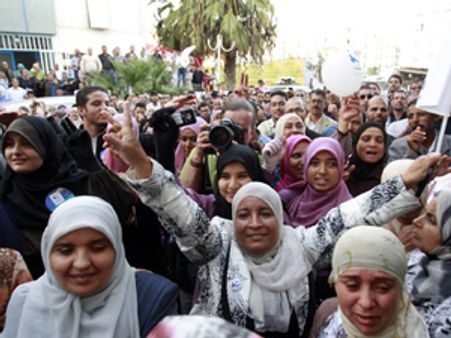 ടുണീഷ്യയില്‍ ഇസ്ലാമിക കക്ഷിക്ക് ഭരണം