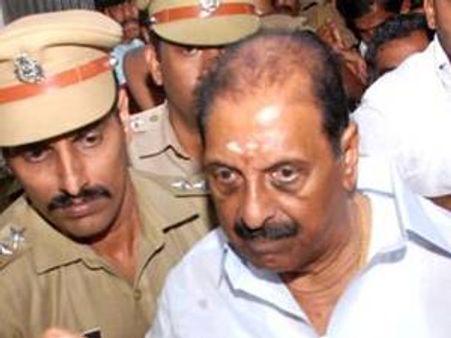 പിള്ളയ്ക്ക് ശിക്ഷാ ഇളവ് അനുവദിക്കും