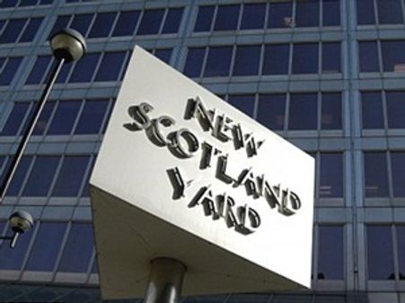 സെക്‌സ് പൊങ്ങച്ചം, പോലിസുകാരന്റെ പണി പോയി